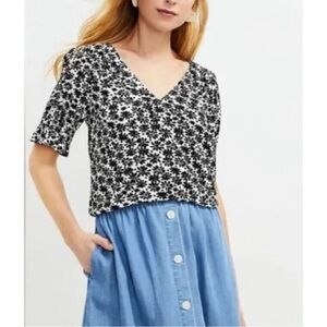 LOFT Black & White Daisy Blouse